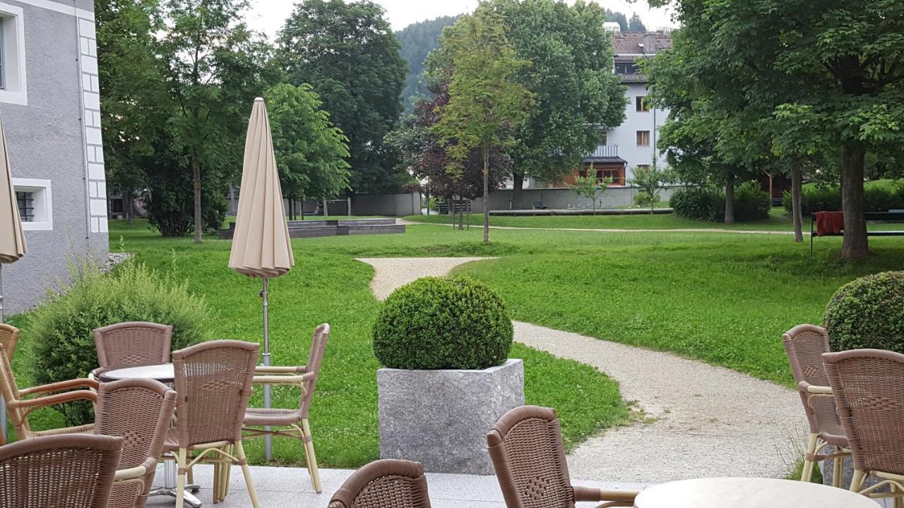 Pension Hochleitner Am Schlosspark Тамсвег Экстерьер фото