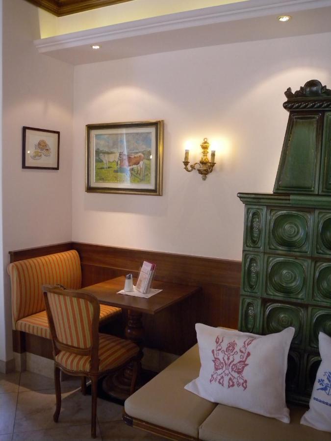 Pension Hochleitner Am Schlosspark Тамсвег Экстерьер фото