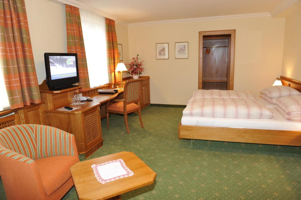 Pension Hochleitner Am Schlosspark Тамсвег Экстерьер фото
